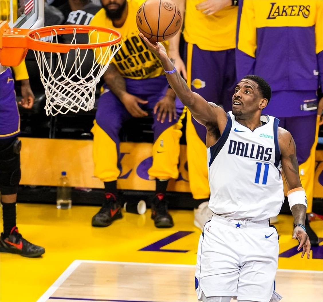 奇才险胜黄蜂！维斯布鲁克三双表现稳固领先的简单介绍